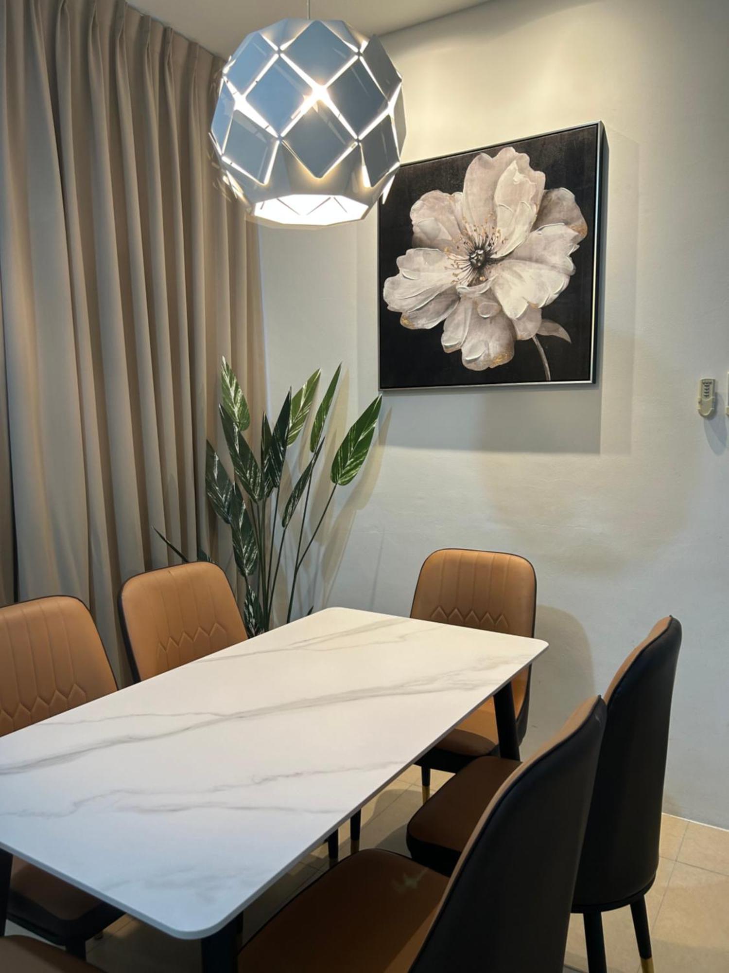 Roxy Apartment Кучинг Номер фото